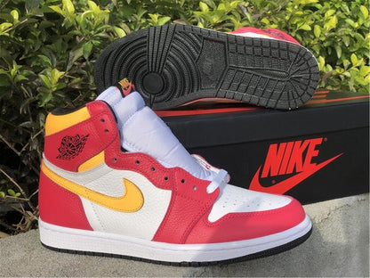 JORDAN 1 Retro High Og - Light Fusion Sneakers - Red Unisex Streetwear Limited Edition