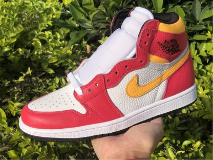 JORDAN 1 Retro High Og - Light Fusion Sneakers - Red Unisex Streetwear Limited Edition