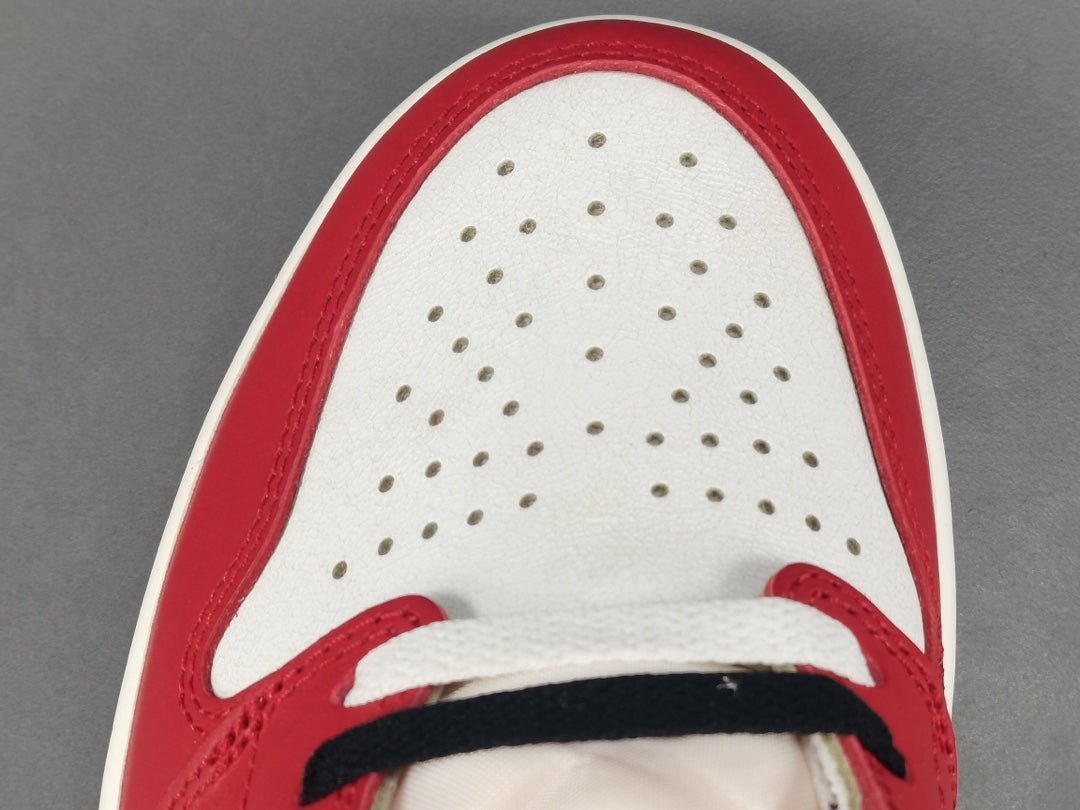 JORDAN 1 Retro High - Chicago Lost & Found Sneakers - White Unisex Streetwear Limited Edition
