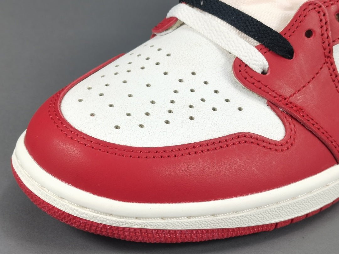 JORDAN 1 Retro High - Chicago Lost & Found Sneakers - White Unisex Streetwear Limited Edition