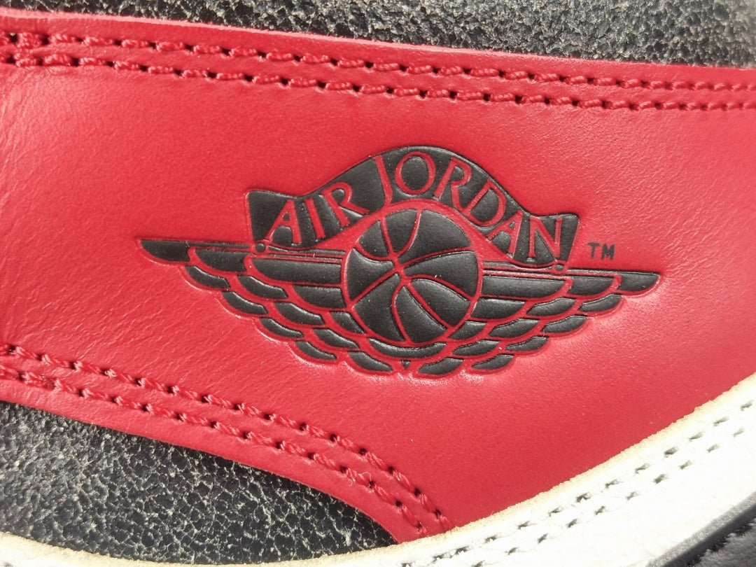 JORDAN 1 Retro High - Chicago Lost & Found Sneakers - White Unisex Streetwear Limited Edition