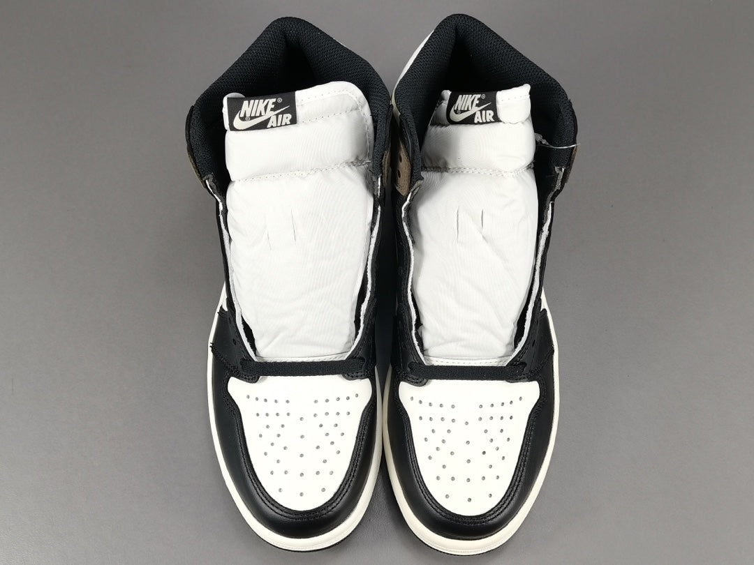 JORDAN 1 Retro High - Dark Mocha Sneakers - Black Unisex Streetwear Limited Edition