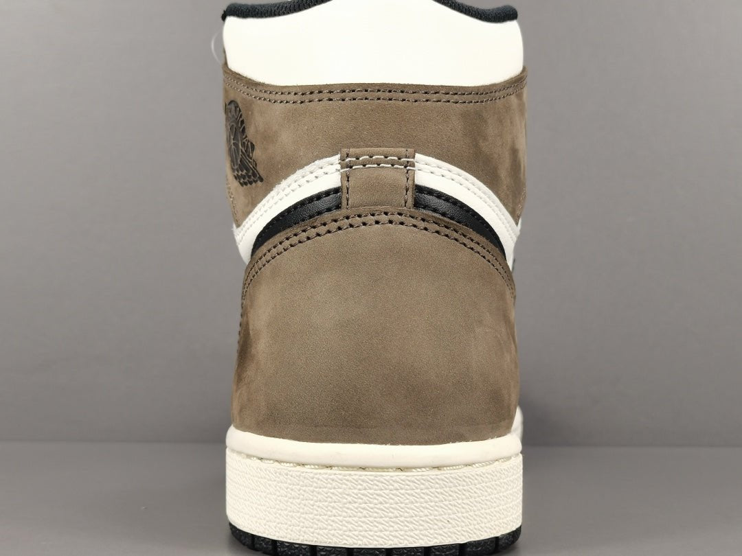JORDAN 1 Retro High - Dark Mocha Sneakers - Black Unisex Streetwear Limited Edition