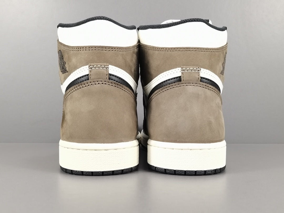 JORDAN 1 Retro High - Dark Mocha Sneakers - Black Unisex Streetwear Limited Edition