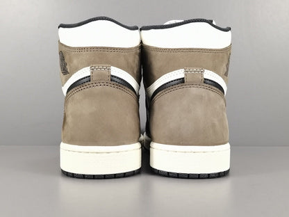 JORDAN 1 Retro High - Dark Mocha Sneakers - Black Unisex Streetwear Limited Edition