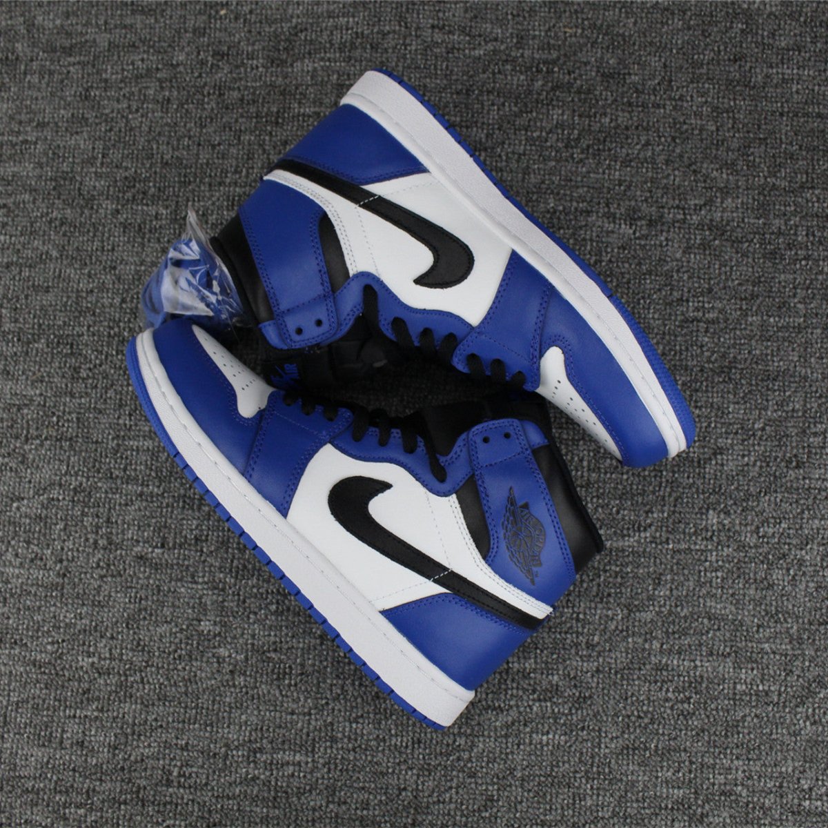 JORDAN 1 Retro High - Game Royal Sneakers - Black Unisex Streetwear Limited Edition