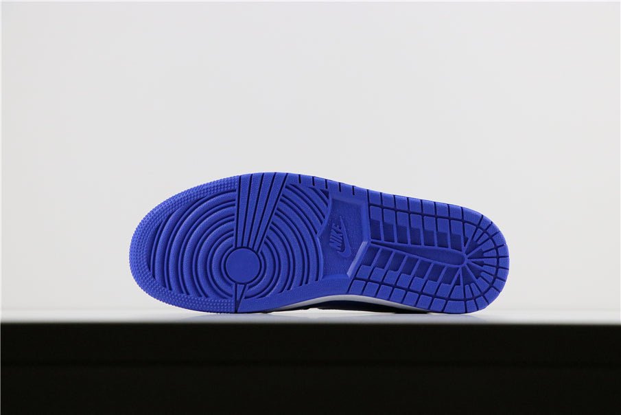 JORDAN 1 Retro High - Hyper Royal Sneakers - Black Unisex Streetwear Limited Edition