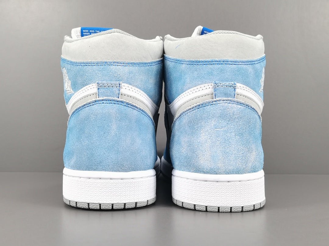 JORDAN 1 Retro High - Hyper Royale Smoke Sneakers - Grey Unisex Streetwear Limited Edition