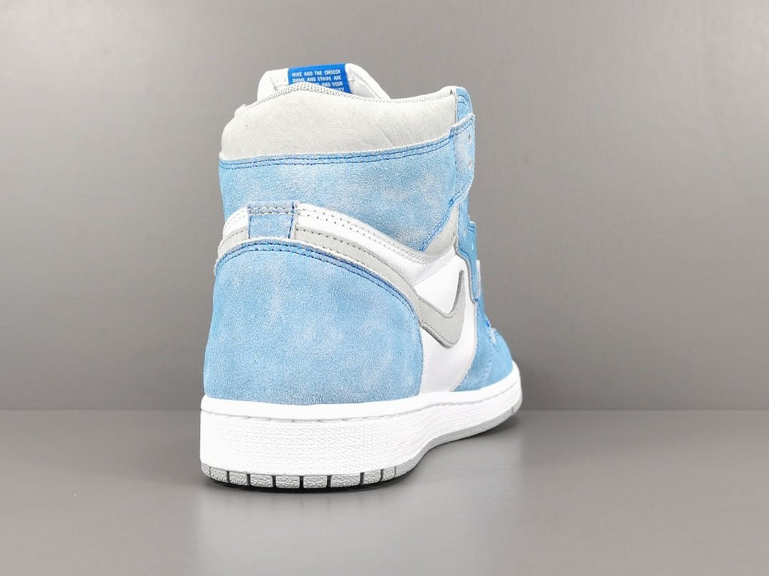 JORDAN 1 Retro High - Hyper Royale Smoke Sneakers - Grey Unisex Streetwear Limited Edition