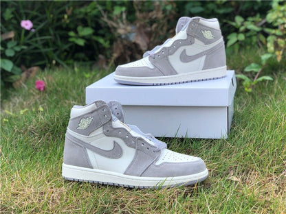 JORDAN 1 Retro High - Pale Ivory Sneakers - Black Unisex Streetwear Limited Edition