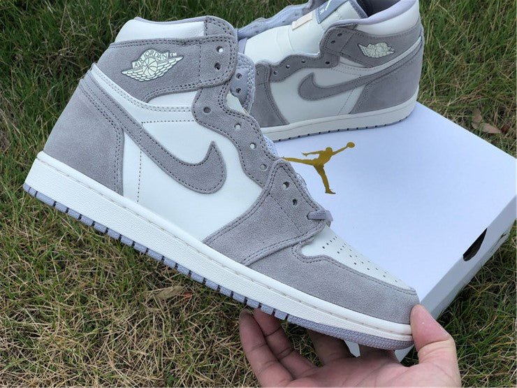 JORDAN 1 Retro High - Pale Ivory Sneakers - Black Unisex Streetwear Limited Edition