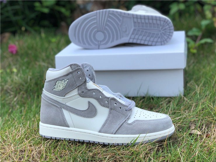 JORDAN 1 Retro High - Pale Ivory Sneakers - Black Unisex Streetwear Limited Edition
