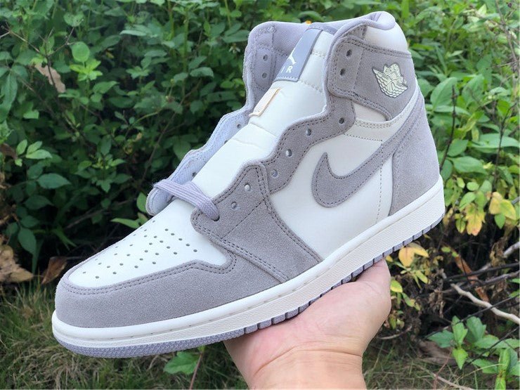 JORDAN 1 Retro High - Pale Ivory Sneakers - Black Unisex Streetwear Limited Edition