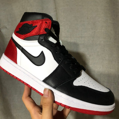 JORDAN 1 Retro High - Satin Toe Sneakers - Black Unisex Streetwear Limited Edition