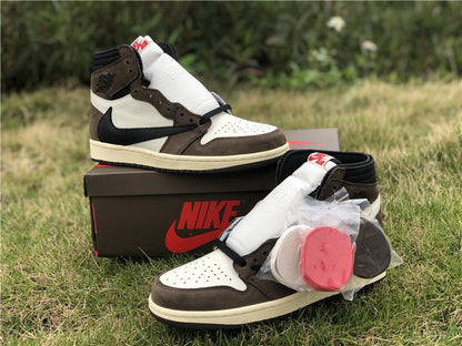 JORDAN 1 Retro High - Travis Scott Sneakers Unisex Streetwear Limited Edition - Introducing the highly coveted Jordan 1 Retro High x Travis Scott sneakers, where iconic design