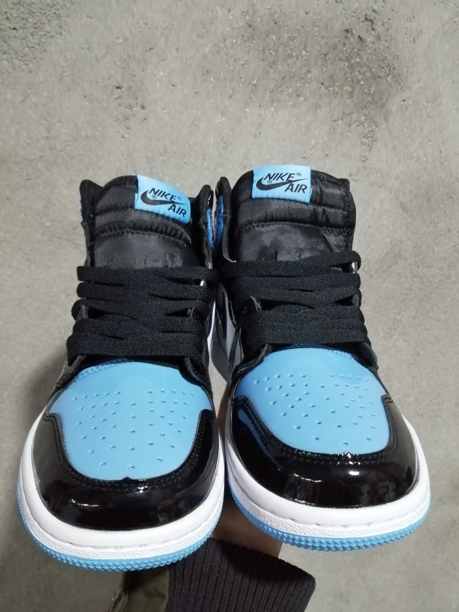 JORDAN 1 Retro High - Unc Patent Sneakers - Black Unisex Streetwear Limited Edition