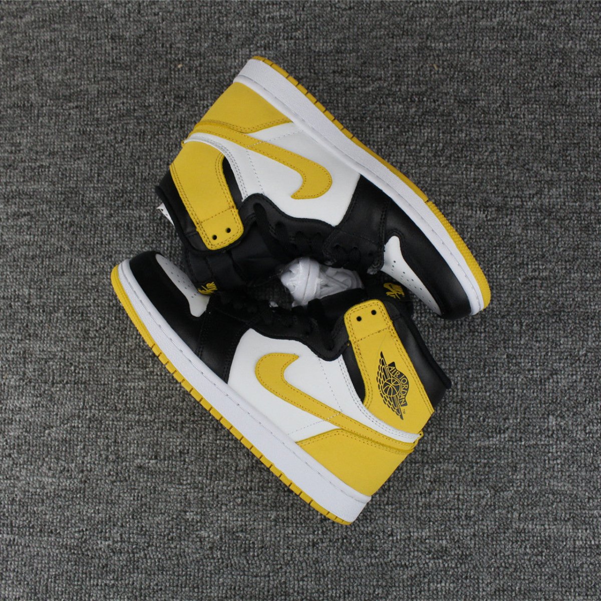 JORDAN 1 Retro High - Ochre Sneakers - Yellow Unisex Streetwear Limited Edition