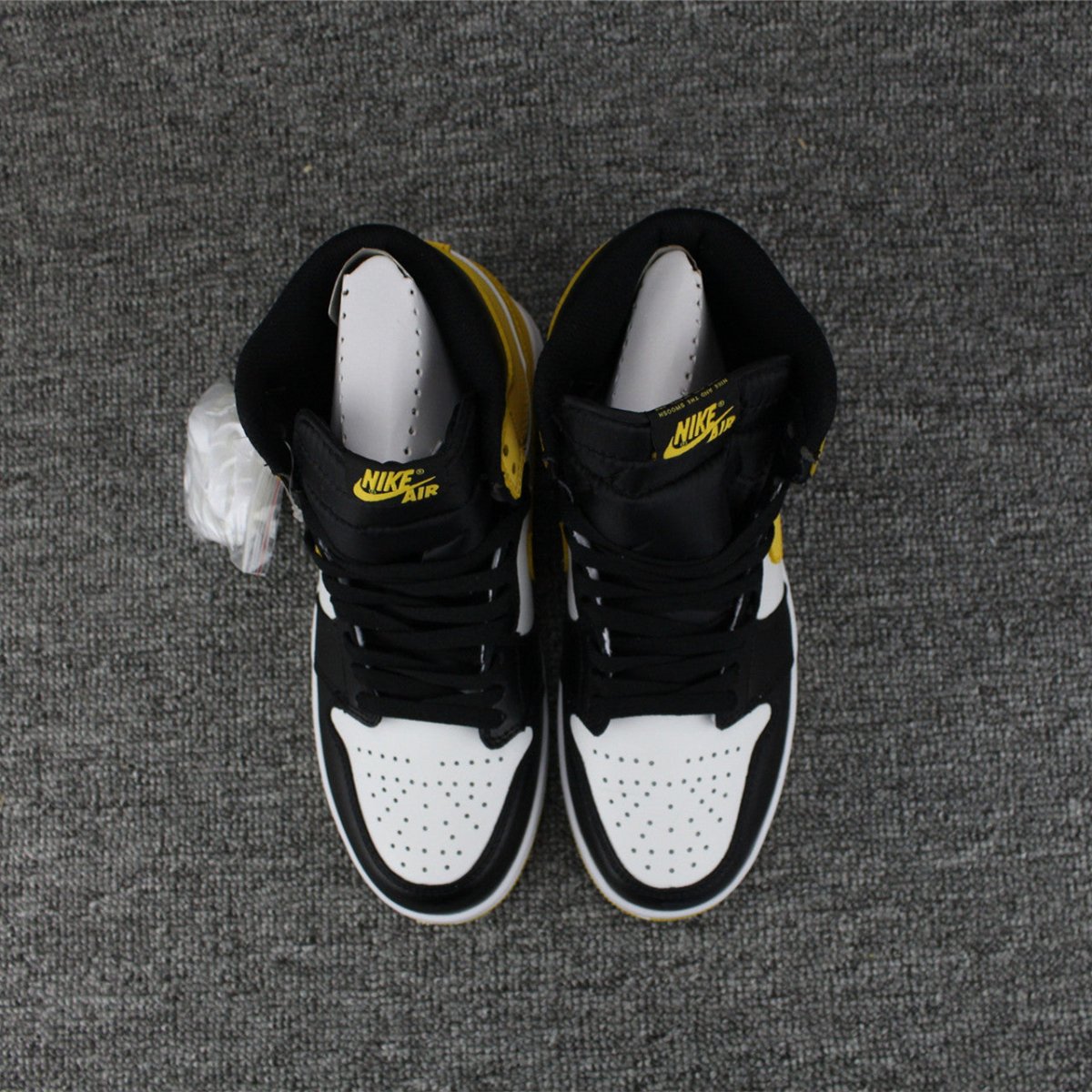 JORDAN 1 Retro High - Ochre Sneakers - Yellow Unisex Streetwear Limited Edition