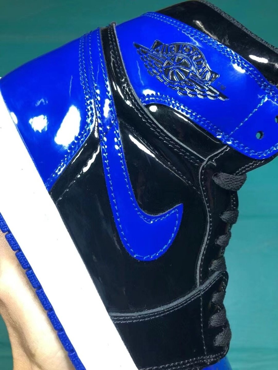 JORDAN 1 Retro - Royal - Black Unisex Streetwear Limited Edition