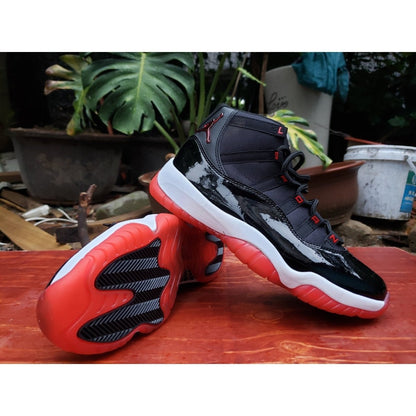 JORDAN 11 Retro - Playoffs Bred Sneakers Unisex Streetwear Limited Edition