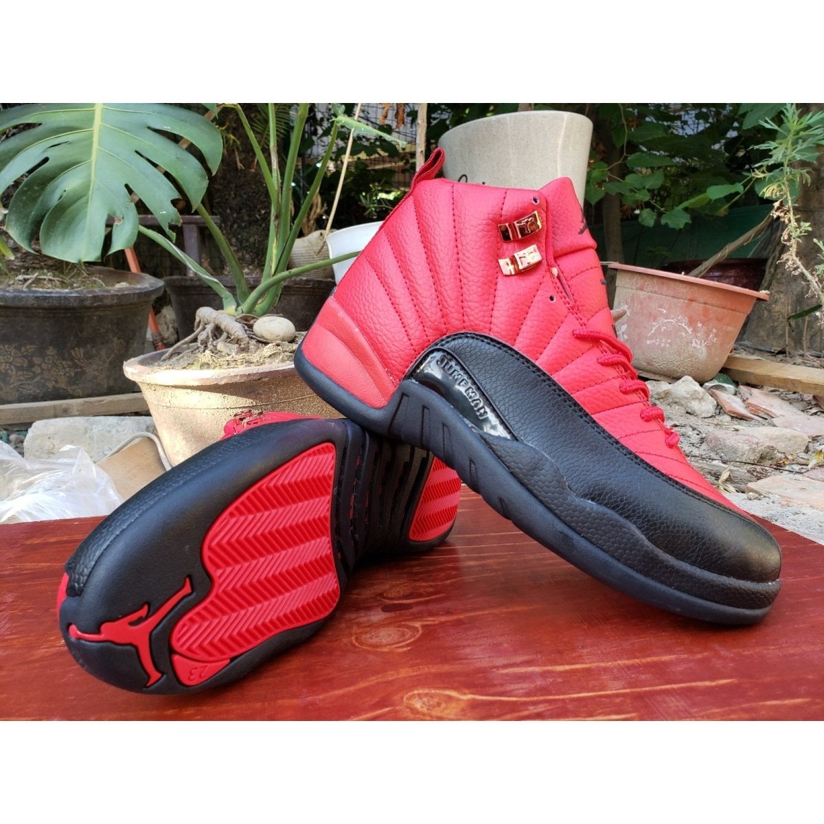 JORDAN 12 Retro - Reverse Flu Game Sneakers - Black Unisex Streetwear Limited Edition