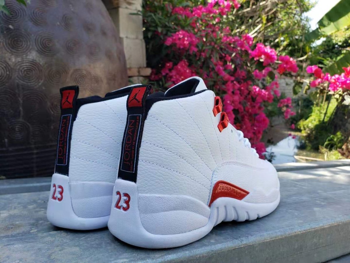 JORDAN 12 Retro - Twist Sneakers - Black Unisex Streetwear Limited Edition
