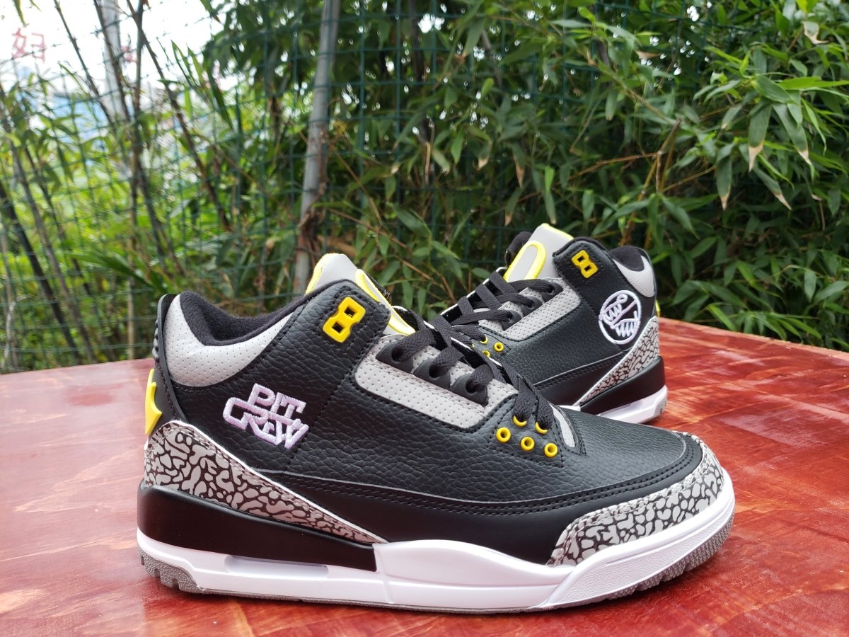 JORDAN 3 Retro - Oregon Ducks Pit Crew Sneakers - Black Unisex Streetwear Limited Edition