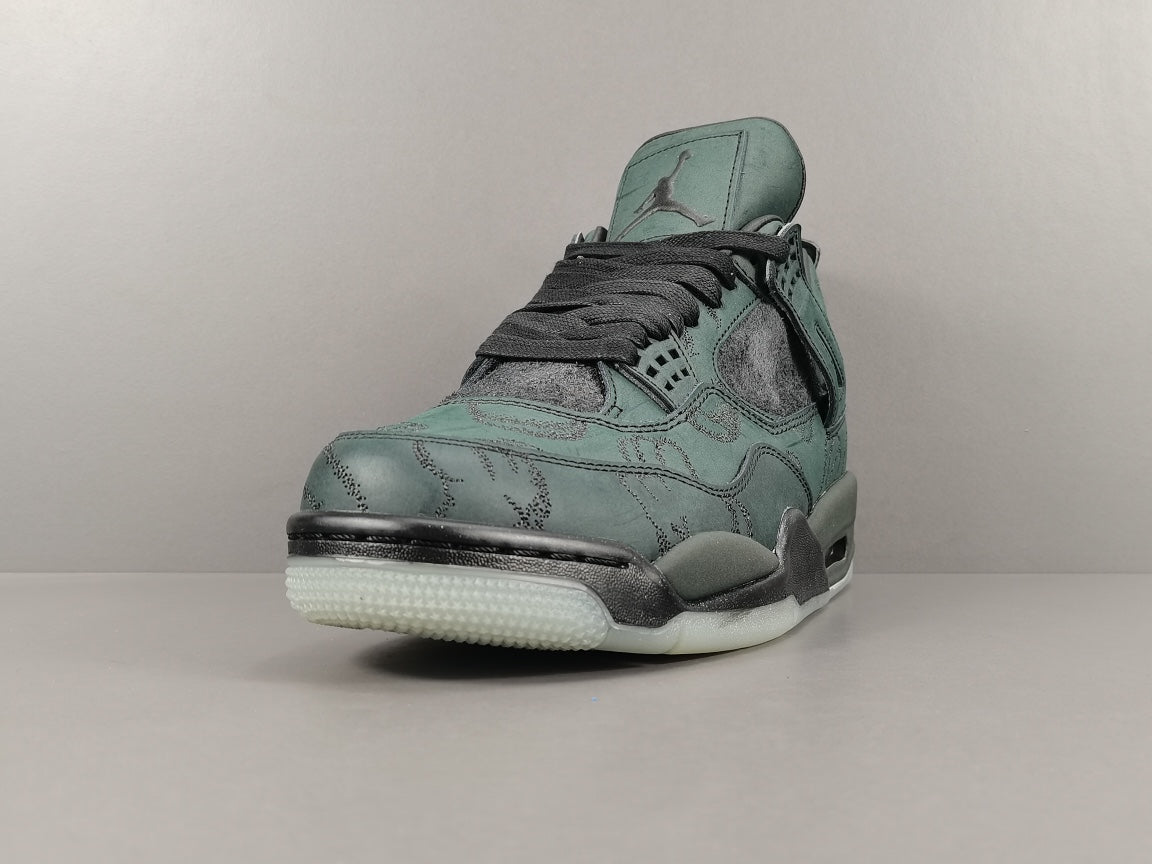 JORDAN 4 - Kaws Olive Sneakers - Black Unisex Streetwear Limited Edition
