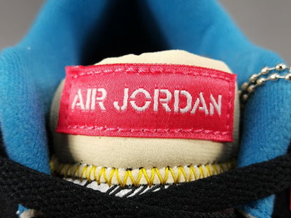 JORDAN 4 - Union Off Noir - Black Unisex Streetwear Limited Edition - The Jordan 4 x Union Off Noir is a highly sought-after collaboration between Jordan Brand