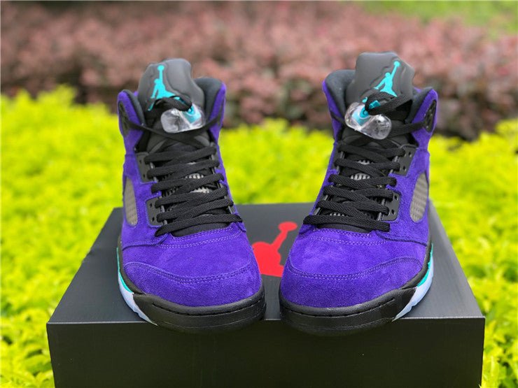 JORDAN 5 Retro - Alternate Grape Sneakers - Black Unisex Streetwear Limited Edition
