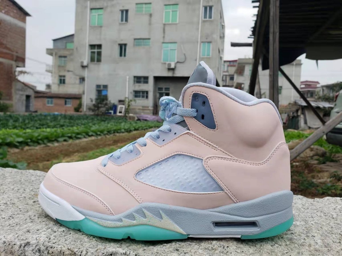 JORDAN 5 Retro - Easter 2022 Sneakers - Black Unisex Streetwear Limited Edition