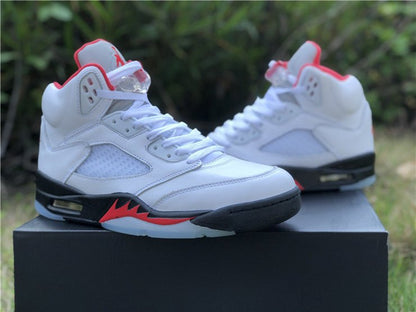 JORDAN 5 Retro - Fire Silver Tongue Sneakers - Red Unisex Streetwear Limited Edition