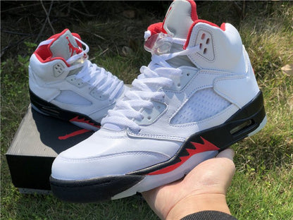 JORDAN 5 Retro - Fire Silver Tongue Sneakers - Red Unisex Streetwear Limited Edition