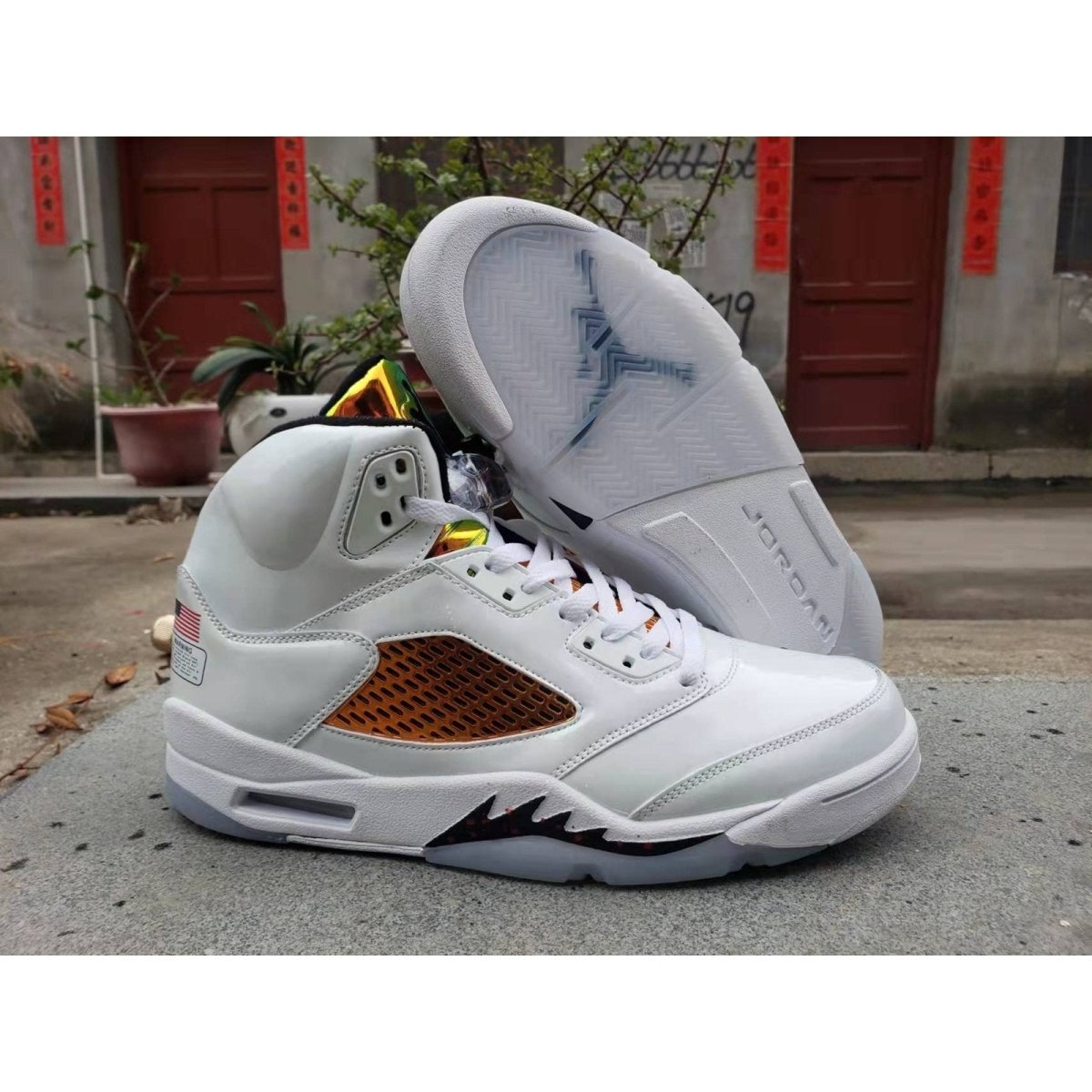 JORDAN 5 Retro - Nfl Helmet Sneakers - Black Unisex Streetwear Limited Edition