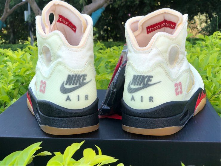 JORDAN 5 Retro - Off-white Sail Sneakers Unisex Streetwear Limited Edition