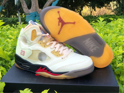 JORDAN 5 Retro - Off-white Sail Sneakers Unisex Streetwear Limited Edition
