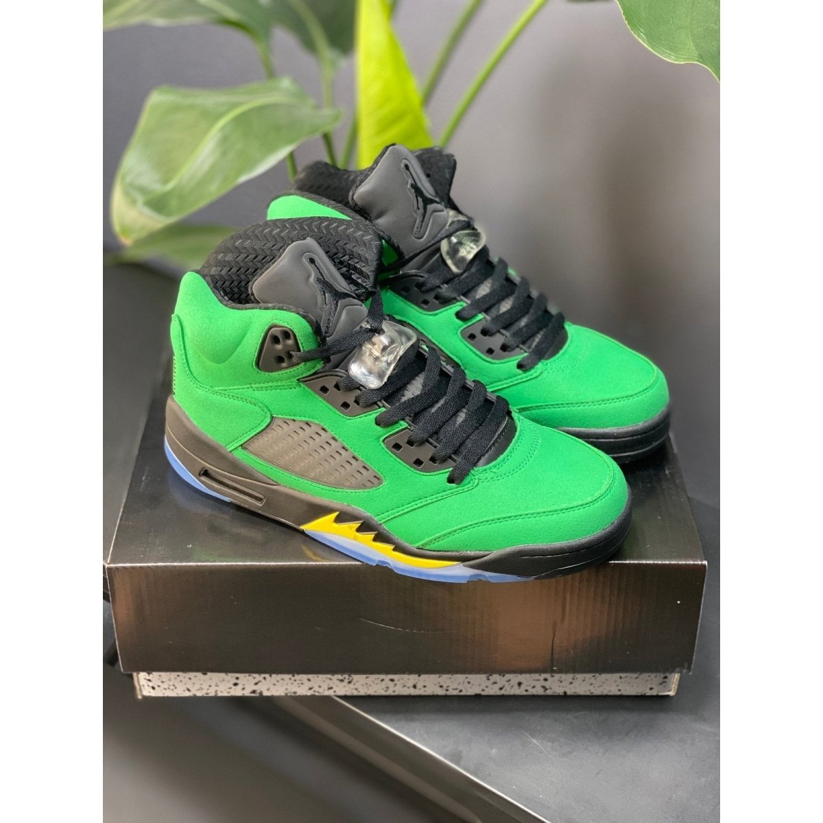 JORDAN 5 Retro - Se Oregon Sneakers - Black Unisex Streetwear Limited Edition