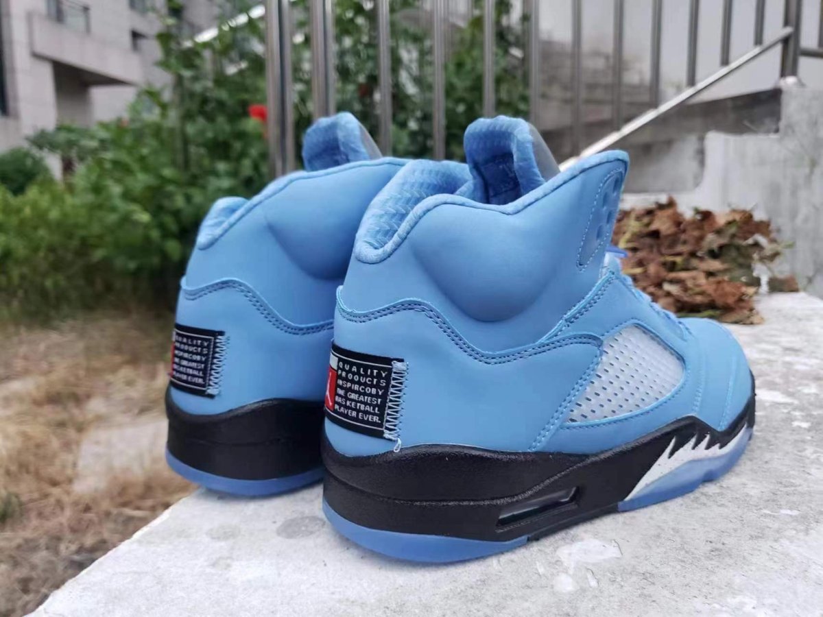 JORDAN 5 - Unc Sneakers - Black Unisex Streetwear Limited Edition