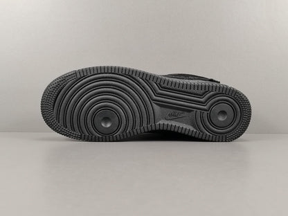 NIKE Air Force 1 - Louis Vuitton - Sneakers - Black Unisex Streetwear Limited Edition - Introducing the Air Force 1 Custom Louis Vuitton Black/Black shoes C a pinnacle of luxury