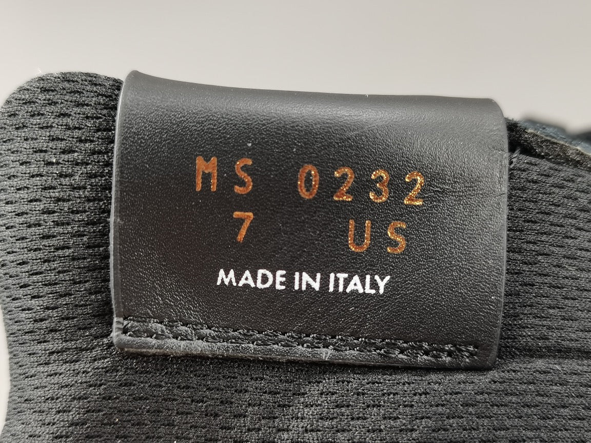NIKE Air Force 1 - Louis Vuitton - Sneakers - Black Unisex Streetwear Limited Edition - Introducing the Air Force 1 Custom Louis Vuitton Black/Black shoes C a pinnacle of luxury