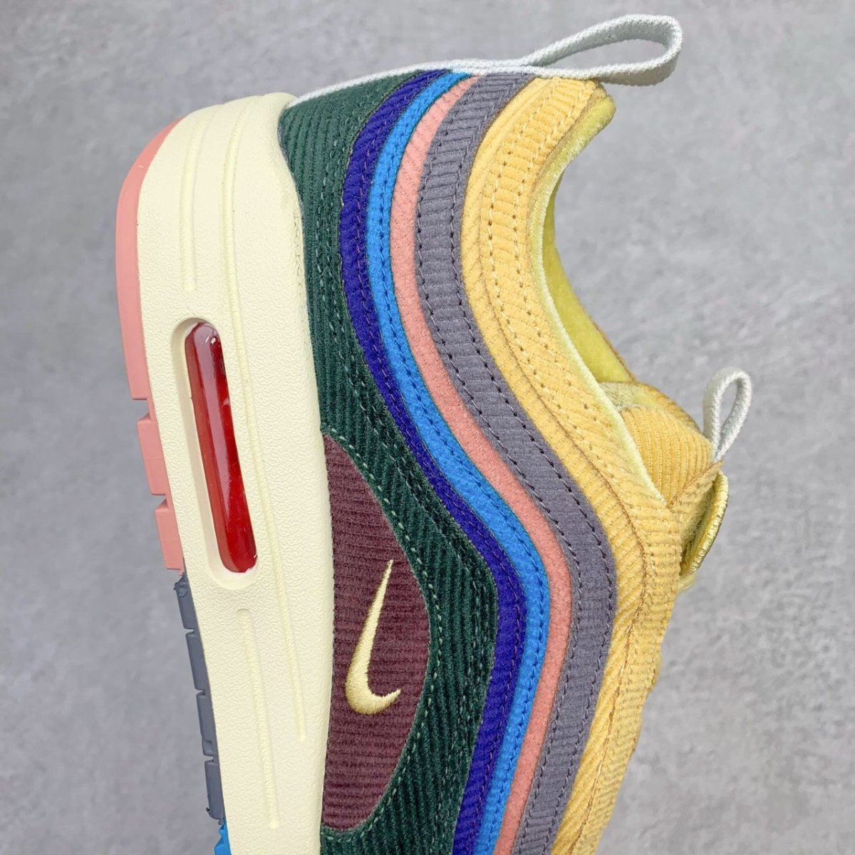 NIKE Air Ma - 1 - 97 - Sean Wotherspoon Jogger Pants - Red Unisex Streetwear Limited Edition