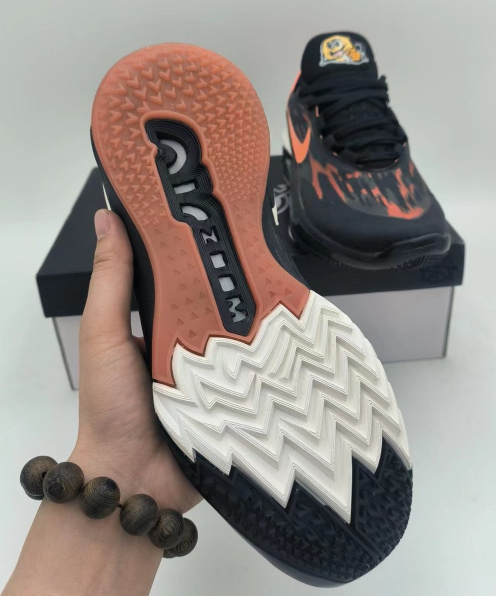 NIKE Air Zoom G.t. Cut 2 - Phantom Orange Sneakers - Black Unisex Streetwear Limited Edition