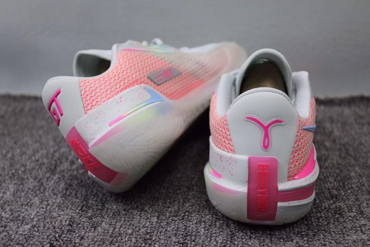NIKE Air Zoom G.t. Cut - Think Sneakers - Pink Unisex Streetwear Limited Edition