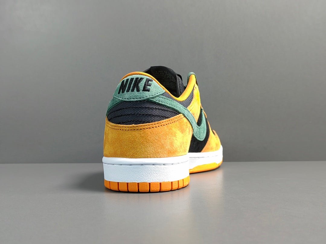 NIKE Dunk - Ceramic Sneakers - Red Unisex Streetwear Limited Edition