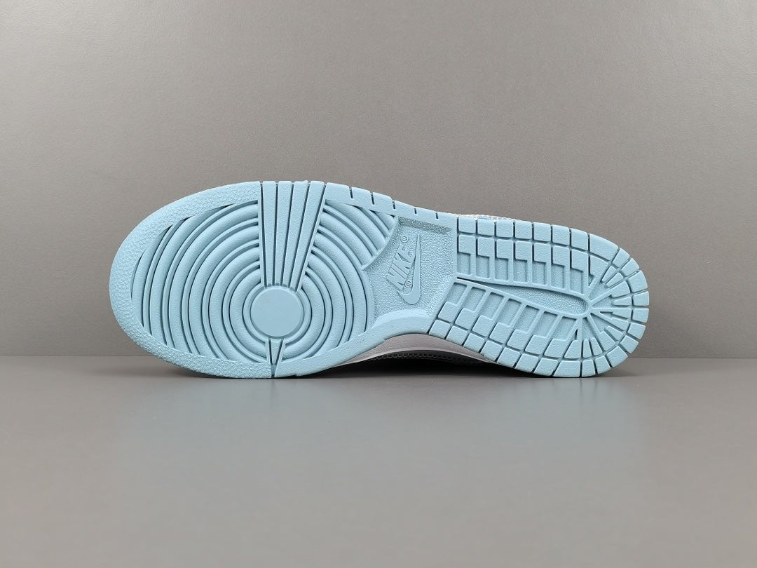 NIKE Dunk - Clear Aqua Sneakers - Red Unisex Streetwear Limited Edition