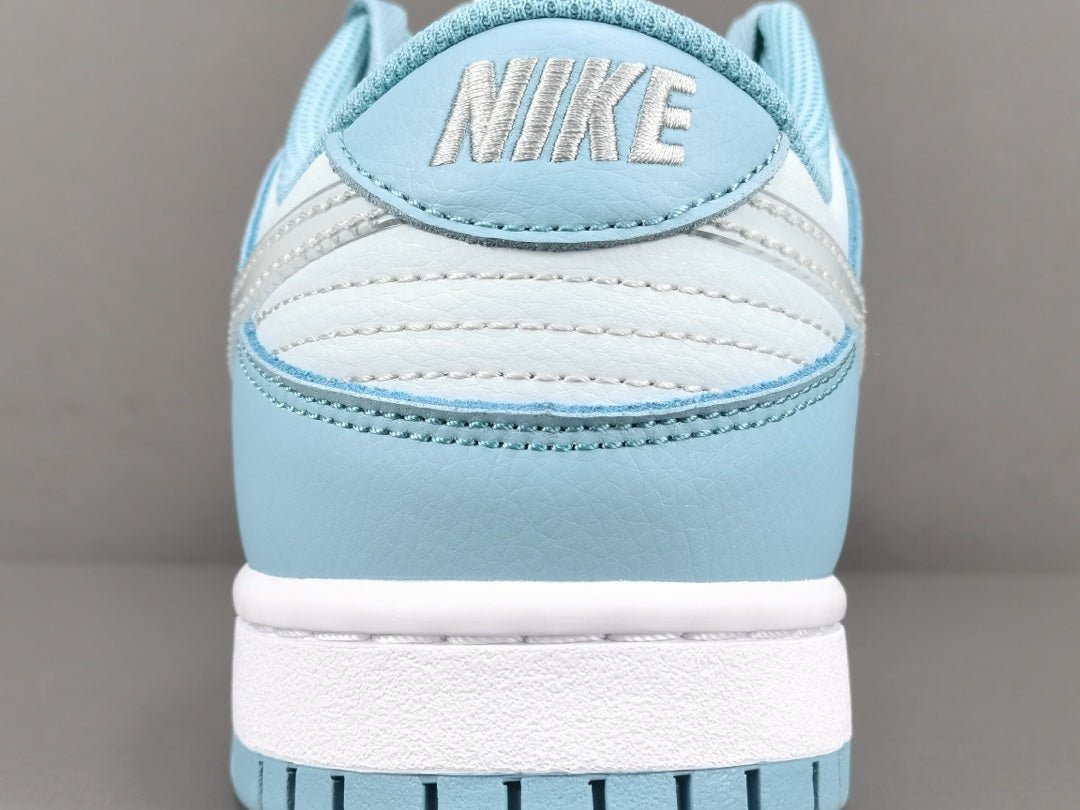 NIKE Dunk - Clear Aqua Sneakers - Red Unisex Streetwear Limited Edition