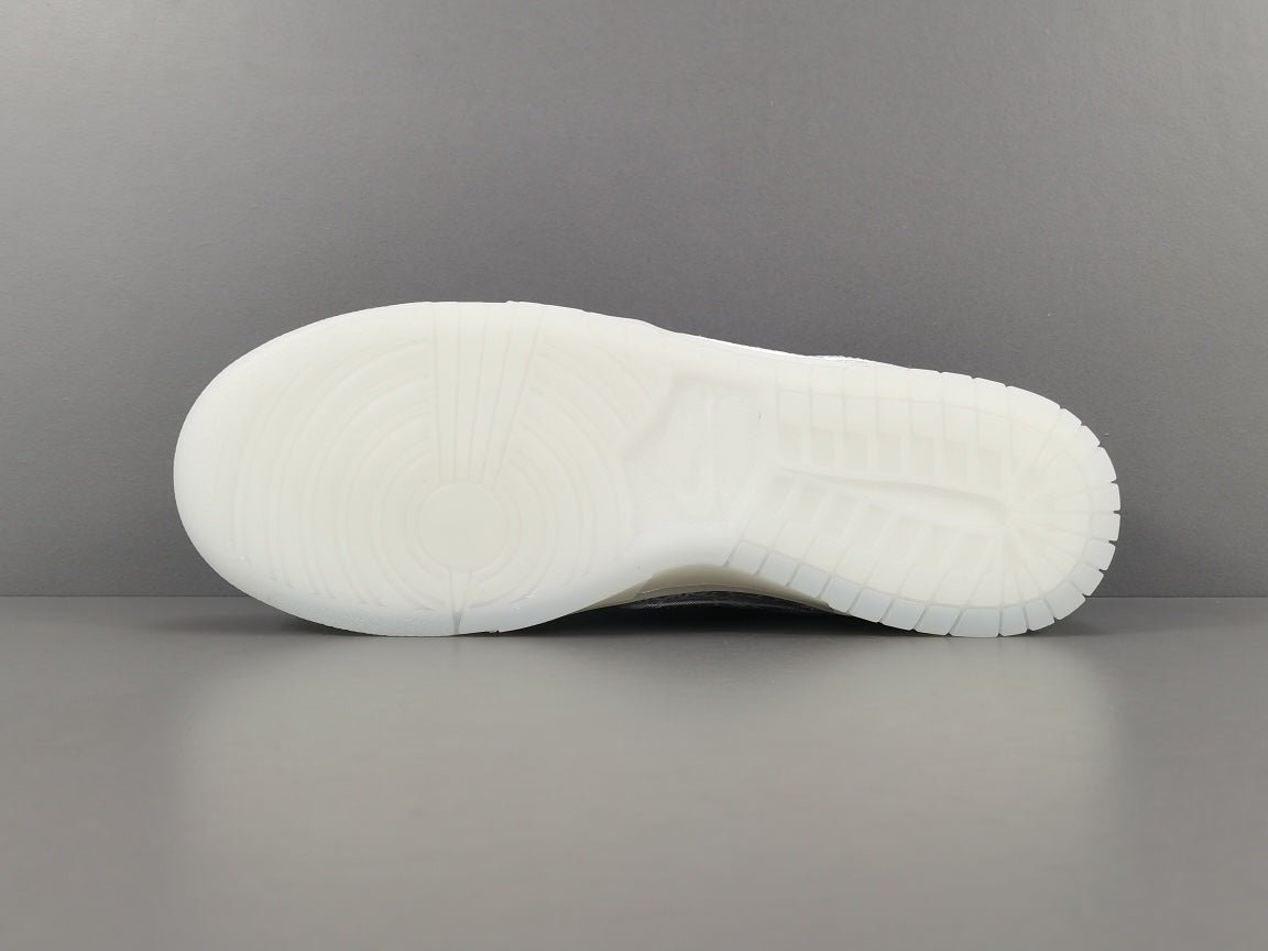 NIKE Dunk - Clot Fragment Sneakers - White Unisex Streetwear Limited Edition - Introducing the Nike Dunk Clot Fragment White - a highly sought-after collaboration that combines the