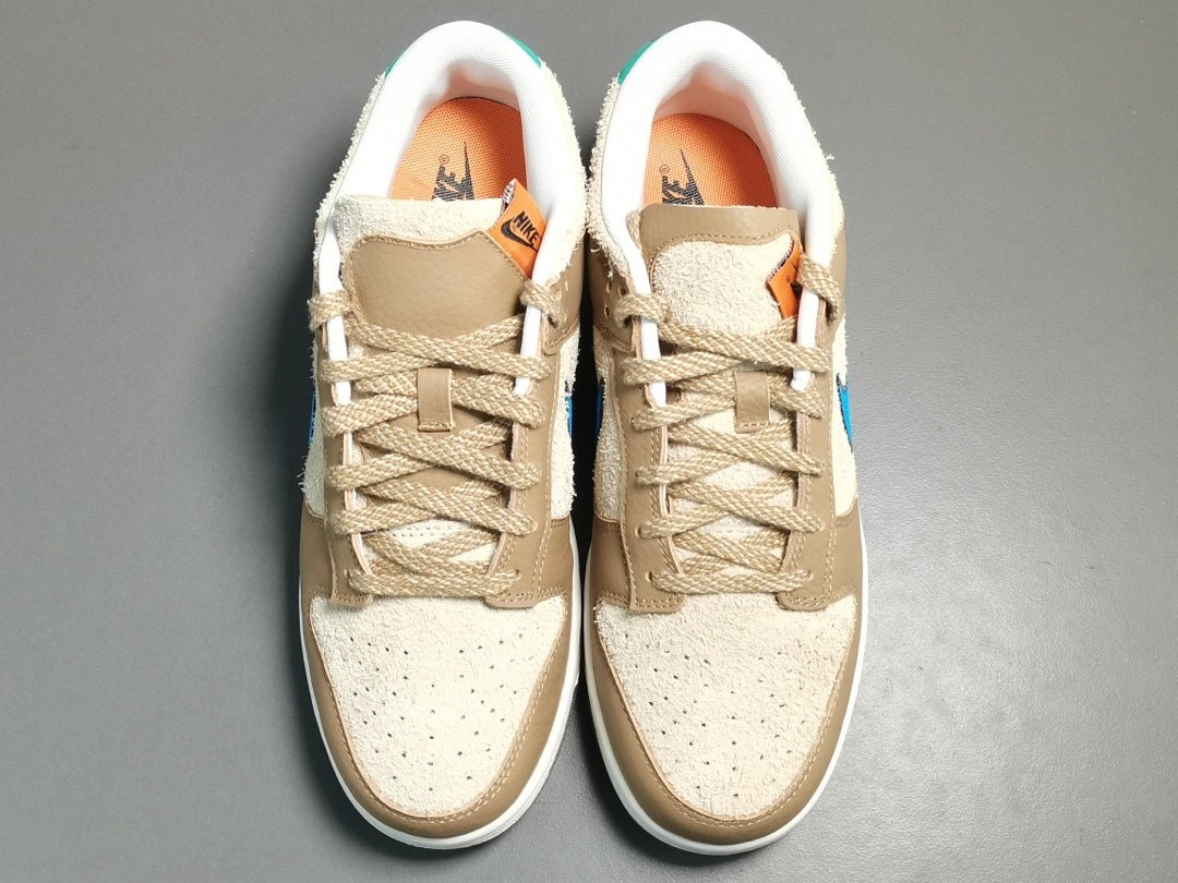 NIKE Dunk - Dark Driftwood Sneakers - Red Unisex Streetwear Limited Edition