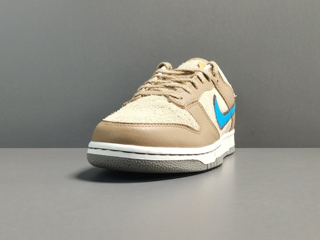NIKE Dunk - Dark Driftwood Sneakers - Red Unisex Streetwear Limited Edition