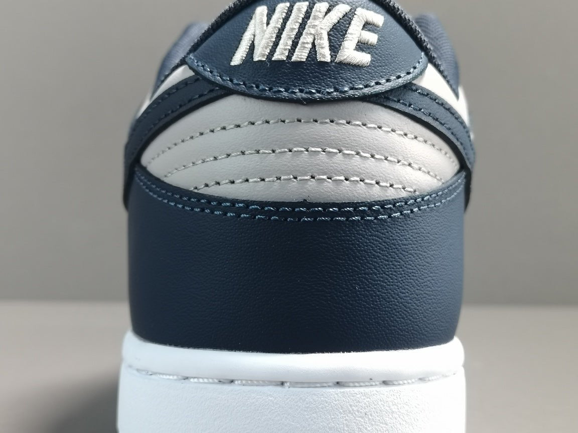 NIKE Dunk - Georgetown Sneakers - Red Unisex Streetwear Limited Edition